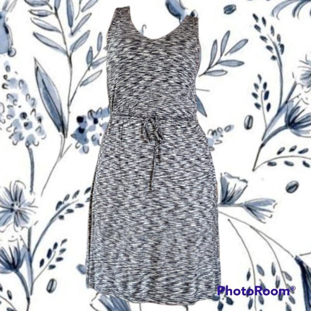 NWT Merona Black White Athleisure Summer Dress Medium
